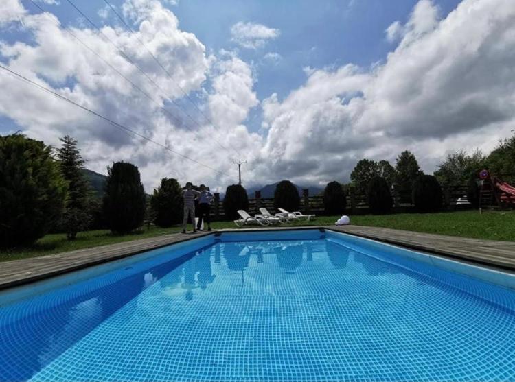 Casa Csiki Villa Risnov Exterior photo